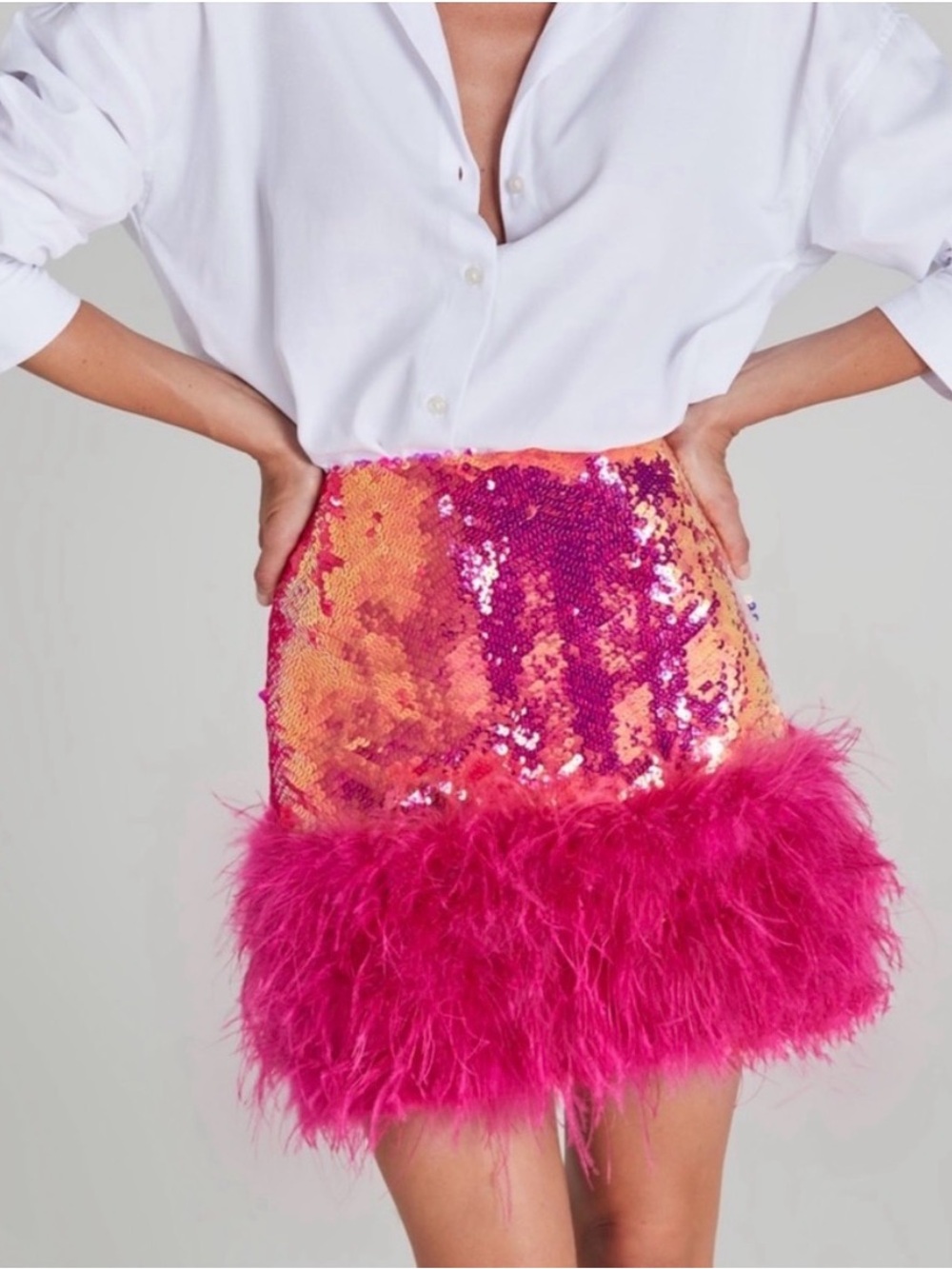 Nadine Merabi Roxy/Mia pink sequin feather mini skirt NWT Size S/M - Picture 2 of 9